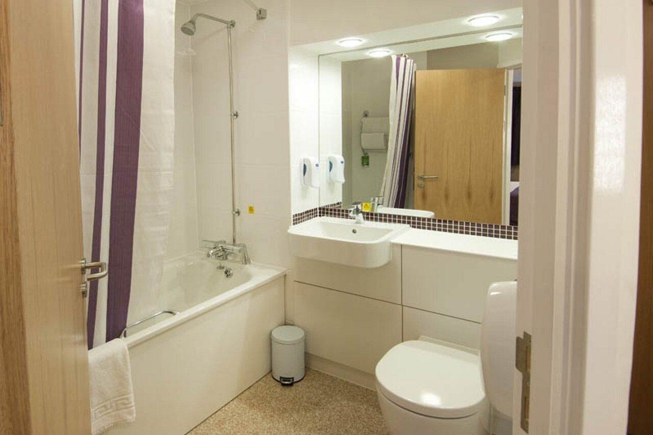 Premier Inn Brentwood Exterior foto